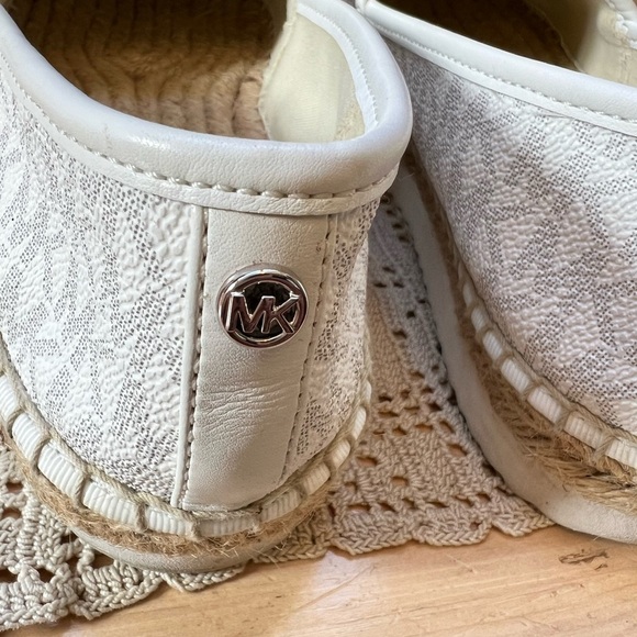 Michael Kors Kendrich Slep-on Spadrile Flat  Womens Size 7.5 - Picture 3 of 9